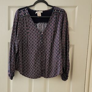 Flying Tomato Navy and Red Geometric Blouse